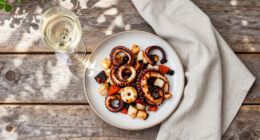 Calamari Grigliati Con Panzanella
